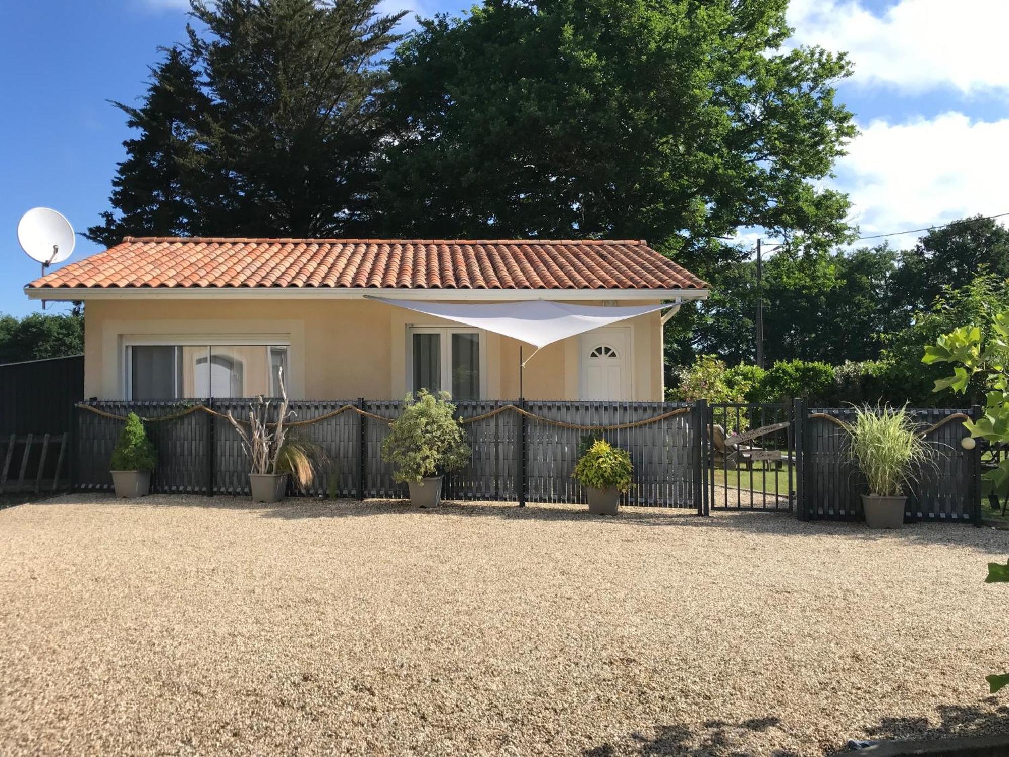 Maisonnette Entre Foret Et Occean Vendays-Montalivet Exterior foto
